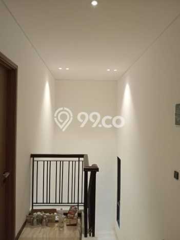 Ready to Use! Premium House LT 120m2 Desain Elegan di BSD City Ready to Use! Premium House LT 120m2 Desain Elegan di BSD City