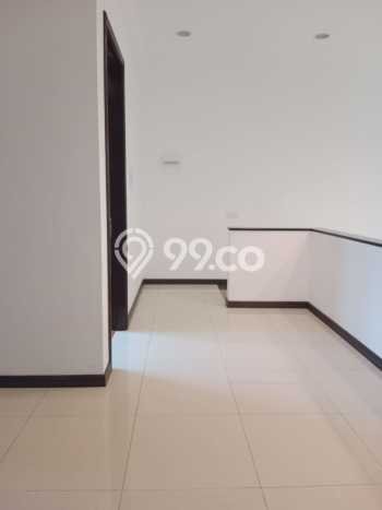 For Sale! Premium House LT 200m2 Desain Elegan di BSD City For Sale! Premium House LT 200m2 Desain Elegan di BSD City