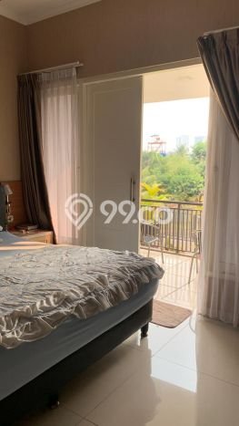 Jual Rumah Luas Elegan Dengan View Eksklusif di BSD City, Tangerang Jual Rumah Luas Elegan Dengan View Eksklusif di BSD City, Tangerang