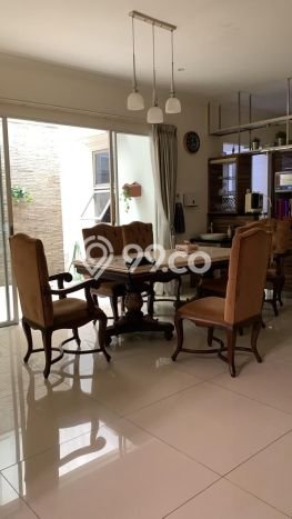 Jual Rumah Luas Elegan Dengan View Eksklusif di BSD City, Tangerang Jual Rumah Luas Elegan Dengan View Eksklusif di BSD City, Tangerang