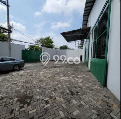Untuk Dijual! Gudang di Sukomanunggal Surabaya LT 1350m2 / LB 1100m2 Kawasan Bisnis Untuk Dijual! Gudang di Sukomanunggal Surabaya LT 1350m2 / LB 1100m2 Kawasan Bisnis