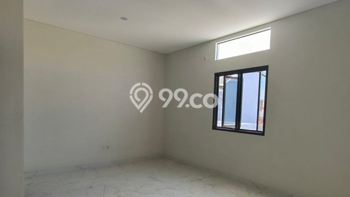 Rumah Strategis Minimalis Lb 140m2 di Kenjeran, Surabaya Rumah Strategis Minimalis Lb 140m2 di Kenjeran, Surabaya