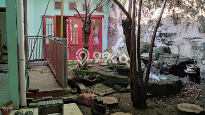 Siap Huni Rumah Mewah 6 Kamar di Tenggilis Mejoyo Dekat ke Mana Saja Siap Huni Rumah Mewah 6 Kamar di Tenggilis Mejoyo Dekat ke Mana Saja