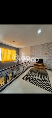 Rumah di Mulyorejo, 2 KM, Lingkungan Elite, LT 180m² Bangunan 200m² Rumah di Mulyorejo, 2 KM, Lingkungan Elite, LT 180m² Bangunan 200m²