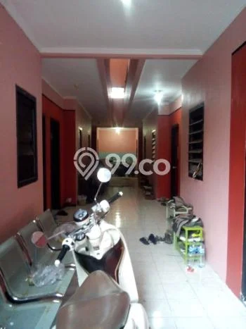 Peluang Investasi! Rumah Kost Dijual di Sukolilo, Surabaya, 28 KT, 28 KM, Luas 300m2 Peluang Investasi! Rumah Kost Dijual di Sukolilo, Surabaya, 28 KT, 28 KM, Luas 300m2