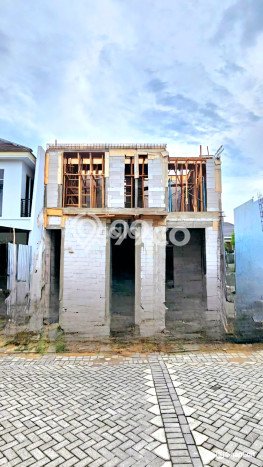 For Sale Rumah Elit Exclusive di Sambikerep, Surabaya For Sale Rumah Elit Exclusive di Sambikerep, Surabaya