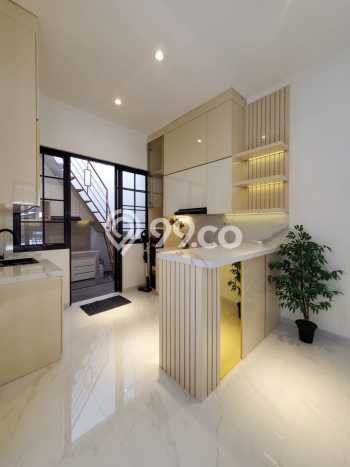 Rumah Luxury Modern Tanpa Renovasi di Bintaro Jakarta Selatan Rumah Luxury Modern Tanpa Renovasi di Bintaro Jakarta Selatan