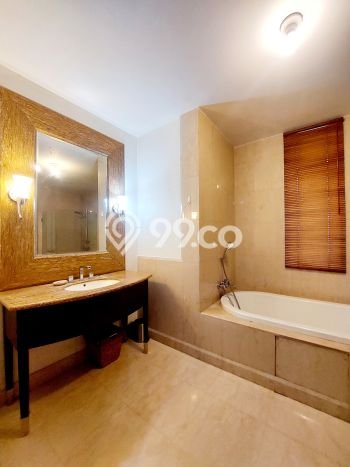 Apartemen Disewakan 2 Kamar Murah Siap Huni di Jakarta Selatan, Luas 153m2 Apartemen Disewakan 2 Kamar Murah Siap Huni di Jakarta Selatan, Luas 153m2