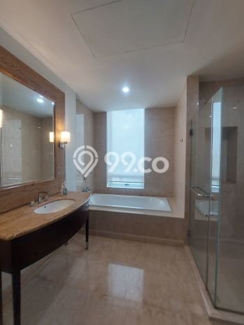 Hunian Strategis 195m2 di Pakubuwono Jakarta Selatan 3 KT Hunian Strategis 195m2 di Pakubuwono Jakarta Selatan 3 KT