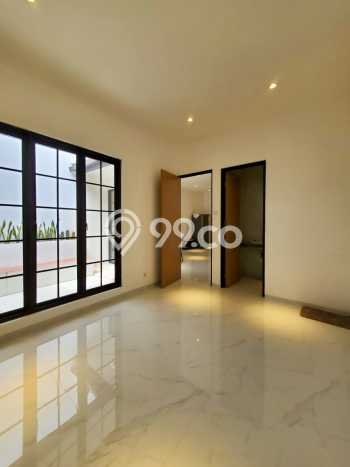 Rumah Luxury Modern Tanpa Renovasi di Bintaro Jakarta Selatan Rumah Luxury Modern Tanpa Renovasi di Bintaro Jakarta Selatan
