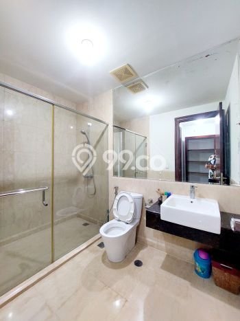 Apartemen Disewakan 2 Kamar Murah Siap Huni di Jakarta Selatan, Luas 153m2 Apartemen Disewakan 2 Kamar Murah Siap Huni di Jakarta Selatan, Luas 153m2