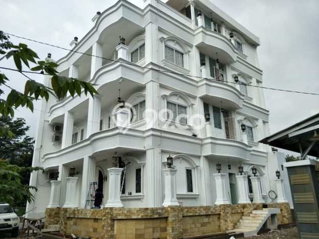 Dijual Rumah Luas Elegan Dengan View Eksklusif di Pondok Gede, Bekasi Dijual Rumah Luas Elegan Dengan View Eksklusif di Pondok Gede, Bekasi