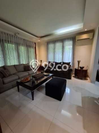 Hunian Mewah LB 300m2 Siap Huni Desain Elegan di Bintaro, Jakarta Selatan Hunian Mewah LB 300m2 Siap Huni Desain Elegan di Bintaro, Jakarta Selatan