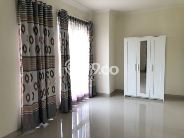 Dijual Rumah Hoek 2 Lt cluster Thomson Gading Serpong Tangerang Dijual Rumah Hoek 2 Lt cluster Thomson Gading Serpong Tangerang