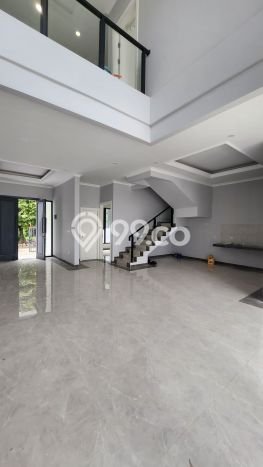 Rumah 4 KT 3 KM di Lokasi Strategis Serpong Villa Melati Mas, Tangerang Selatan Rumah 4 KT 3 KM di Lokasi Strategis Serpong Villa Melati Mas, Tangerang Selatan