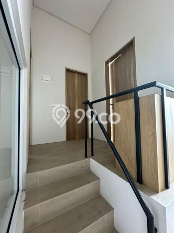 For Sale Hunian Rumah Terawat 3 Kamar di BSD, Tangerang For Sale Hunian Rumah Terawat 3 Kamar di BSD, Tangerang