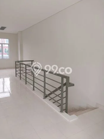 Ruko Lokasi Premium Kawasan Gading Serpong, Luas 109m², Ready Bisnis Ruko Lokasi Premium Kawasan Gading Serpong, Luas 109m², Ready Bisnis