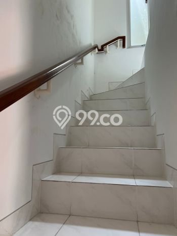 PROPERTI UNGGULAN! Rumah area Gading Serpong, 2 KT, Lingkungan Elite, Luas 48m² LB 50m² PROPERTI UNGGULAN! Rumah area Gading Serpong, 2 KT, Lingkungan Elite, Luas 48m² LB 50m²