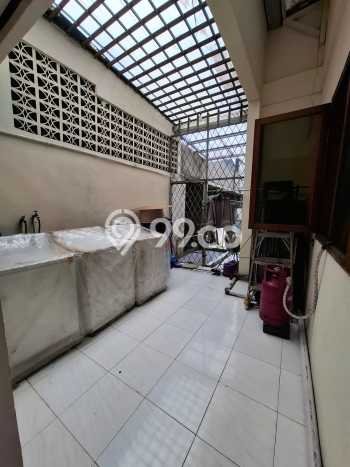 Hunian Mewah LB 300m2 Siap Huni Desain Elegan di Bintaro, Jakarta Selatan Hunian Mewah LB 300m2 Siap Huni Desain Elegan di Bintaro, Jakarta Selatan