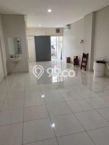 Ruko Disewa di BSD, Tangerang Selatan, LT 63m2 / LB 155m2 Ruko Disewa di BSD, Tangerang Selatan, LT 63m2 / LB 155m2