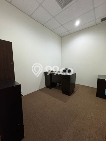 Kantor Disewa di Tangerang dengan LB 136m2 Area Komersial Ramai Kantor Disewa di Tangerang dengan LB 136m2 Area Komersial Ramai
