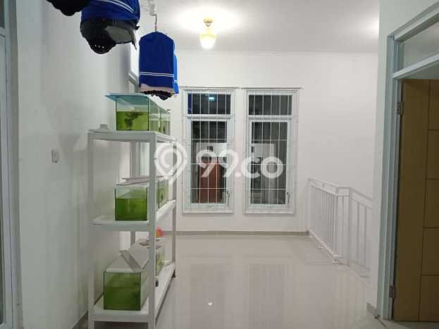Unit Kost Dijual di Jatinangor dengan 76 Kamar Tidur & Luas Bangunan 1200m2 Unit Kost Dijual di Jatinangor dengan 76 Kamar Tidur & Luas Bangunan 1200m2
