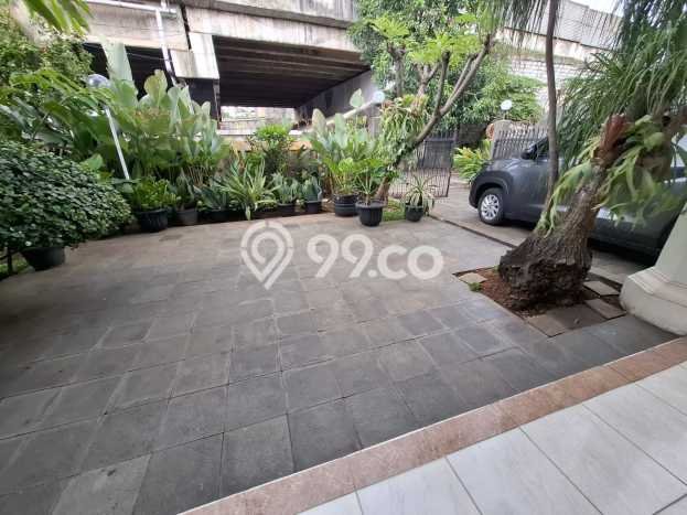 Hunian Mewah LB 300m2 Siap Huni Desain Elegan di Bintaro, Jakarta Selatan Hunian Mewah LB 300m2 Siap Huni Desain Elegan di Bintaro, Jakarta Selatan