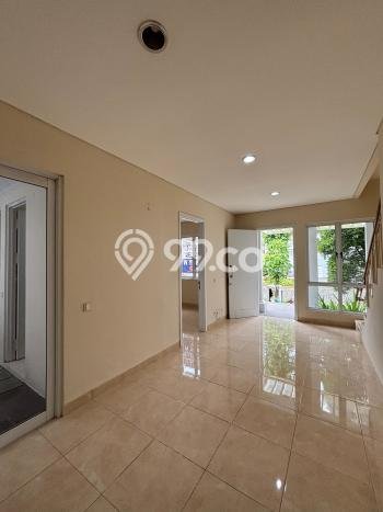 Rumah Strategis Minimalis Lb 70m2 di BSD, Tangerang Selatan Rumah Strategis Minimalis Lb 70m2 di BSD, Tangerang Selatan