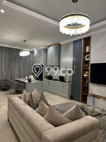 Rumah Nyaman di Kembangan, Jakarta Barat, Luas 121m² Bangunan 304m² Rumah Nyaman di Kembangan, Jakarta Barat, Luas 121m² Bangunan 304m²