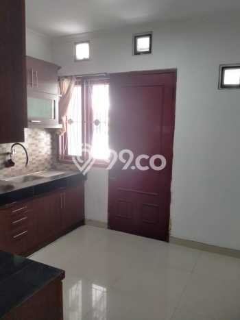Sewa Rumah Harga Terjangkau di Alam Sutera Tangerang dengan 4 KT Sewa Rumah Harga Terjangkau di Alam Sutera Tangerang dengan 4 KT