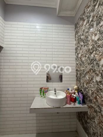 Ready to Use! Premium House LT 166m2 Desain Elegan di Cinere Ready to Use! Premium House LT 166m2 Desain Elegan di Cinere