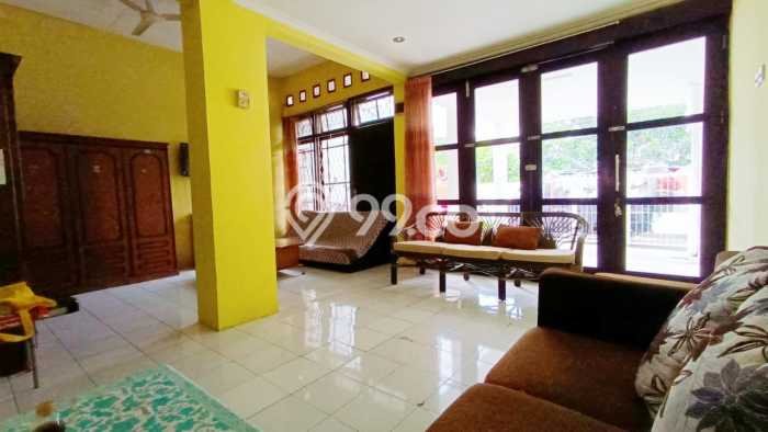 Ready to Use! Luxury House LT 86m2 Desain Elegan di Lebak Bulus Ready to Use! Luxury House LT 86m2 Desain Elegan di Lebak Bulus