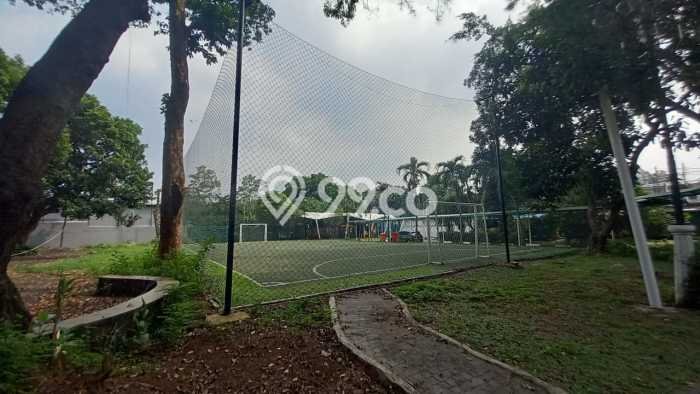 Lahan Dijual Lokasi Strategis di Jakarta Selatan dengan Luas 9915m2 Lahan Dijual Lokasi Strategis di Jakarta Selatan dengan Luas 9915m2