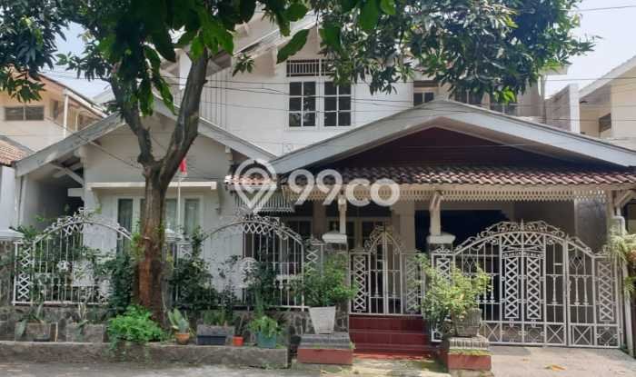 Rumah Mewah LB 200m2 Siap Pakai Desain Elegan di Bintaro, Jakarta Selatan Rumah Mewah LB 200m2 Siap Pakai Desain Elegan di Bintaro, Jakarta Selatan