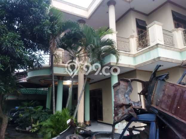 Rumah Elit Modern Tanpa Renovasi di Cinangka Depok Rumah Elit Modern Tanpa Renovasi di Cinangka Depok