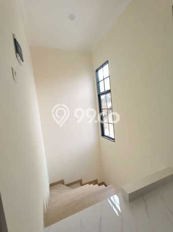 Jual Rumah Strategis Bagus Punya 3 KT di Jagakarsa Jakarta Selatan SHM Jual Rumah Strategis Bagus Punya 3 KT di Jagakarsa Jakarta Selatan SHM