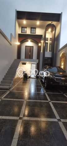 Dijual Cepat Rumah Bagus Siap Huni LB 260m2 di Cinere, Depok Dijual Cepat Rumah Bagus Siap Huni LB 260m2 di Cinere, Depok