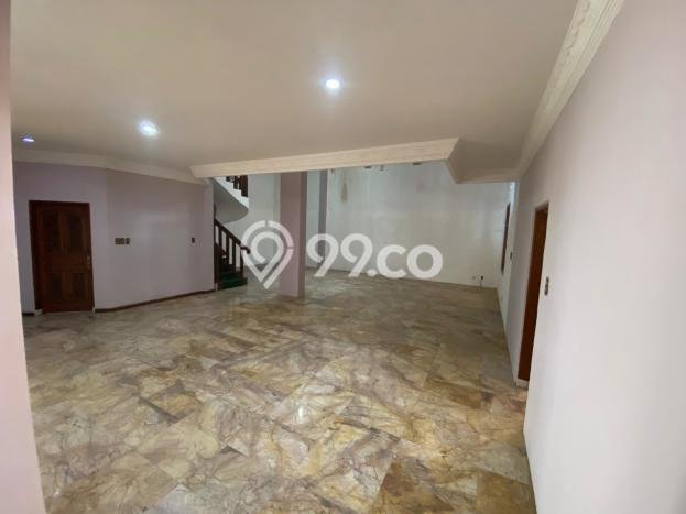 Rumah Elit Modern Tanpa Renovasi di Lebak Bulus Jakarta Selatan Rumah Elit Modern Tanpa Renovasi di Lebak Bulus Jakarta Selatan