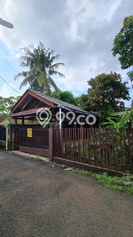 Ready to Use! Luxury House LT 300m2 Desain Modern di Pondok Labu Ready to Use! Luxury House LT 300m2 Desain Modern di Pondok Labu