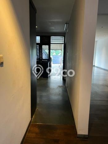 Hunian Elit LB 147m2 Siap Huni Desain Elegan di Cinere, Jakarta Selatan Hunian Elit LB 147m2 Siap Huni Desain Elegan di Cinere, Jakarta Selatan