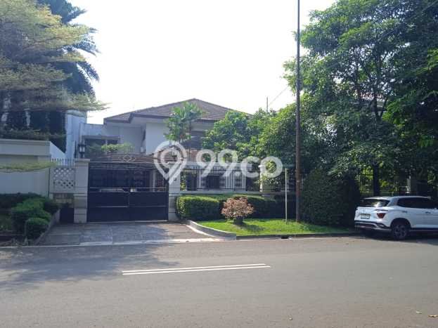 Ready to Use! Luxury House LT 716m2 Desain Modern di Pondok Indah Ready to Use! Luxury House LT 716m2 Desain Modern di Pondok Indah