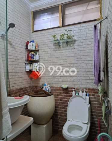 Jual Rumah Bagus Siap Huni LB 100m2 di Cinere, Depok Jual Rumah Bagus Siap Huni LB 100m2 di Cinere, Depok