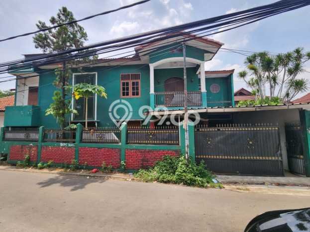 Rumah Strategis Modern Lb 210m2 di Cinere, Depok Rumah Strategis Modern Lb 210m2 di Cinere, Depok