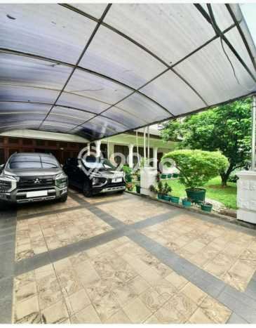Ready to Use! Luxury House LT 716m2 Desain Modern di Pondok Indah Ready to Use! Luxury House LT 716m2 Desain Modern di Pondok Indah