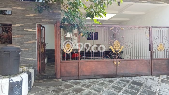Hunian Eksklusif Siap Huni LT 200m2 di Ciputat Timur, Tangerang Selatan Hunian Eksklusif Siap Huni LT 200m2 di Ciputat Timur, Tangerang Selatan