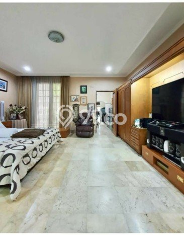Ready to Use! Luxury House LT 716m2 Desain Modern di Pondok Indah Ready to Use! Luxury House LT 716m2 Desain Modern di Pondok Indah
