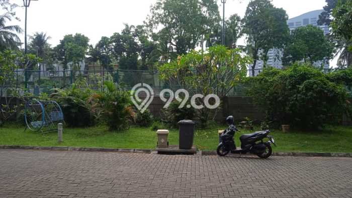 For Sale! Premium House LT 173m2 Desain Modern di Lebak Bulus For Sale! Premium House LT 173m2 Desain Modern di Lebak Bulus