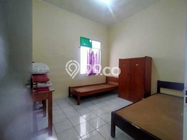 Siap Huni Hunian Elit 7 Kamar di Pondok Aren Dekat ke Mana Pun Siap Huni Hunian Elit 7 Kamar di Pondok Aren Dekat ke Mana Pun