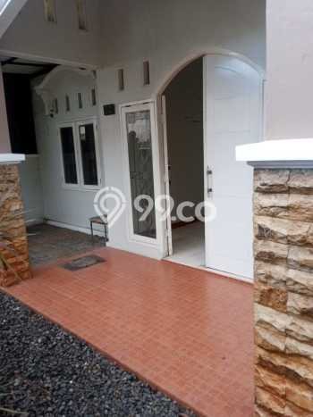 Rumah Modern Cantik 2 Kamar Bisa Langsung Pindah di Cinere Rumah Modern Cantik 2 Kamar Bisa Langsung Pindah di Cinere