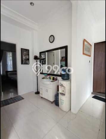 Siap Huni Rumah Mewah 4 Kamar di Jagakarsa Dekat ke Mana Pun Siap Huni Rumah Mewah 4 Kamar di Jagakarsa Dekat ke Mana Pun